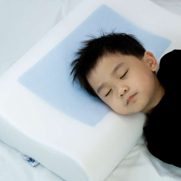 Why You Overheat at Night: The Real Science Behind Hot Sleeping - Shizuku Comfort