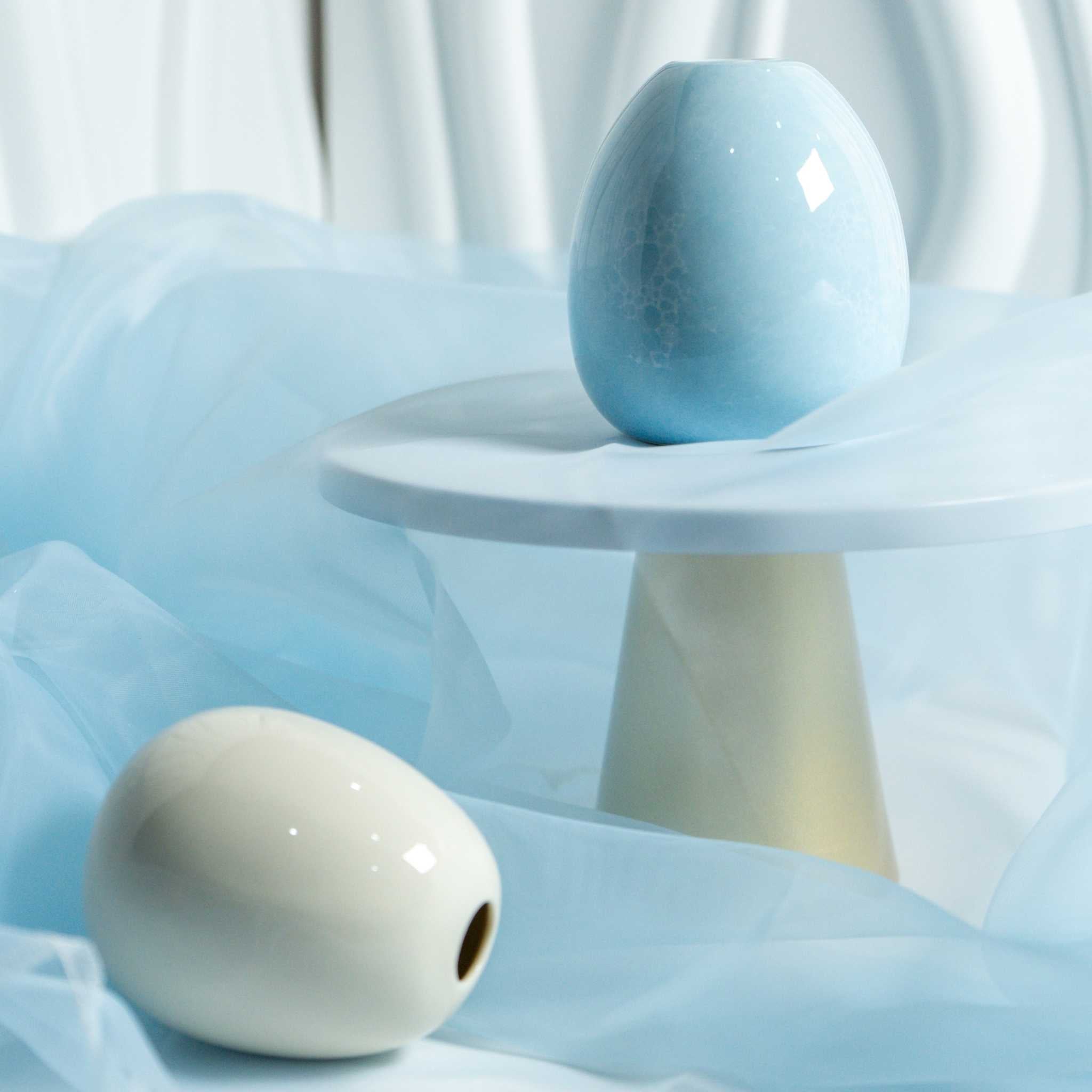 Hikari Tsubaki Collection – Handcrafted Ceramic Reed Diffuser Bottle