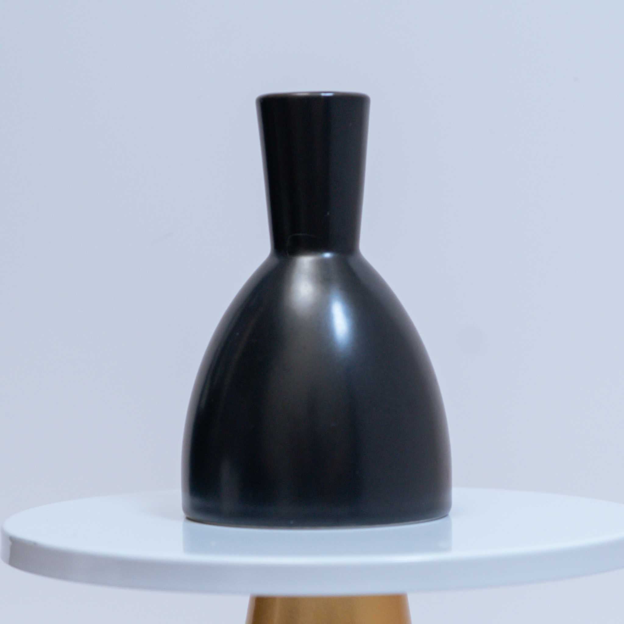 Sake Ceramic Diffuser Bottle (180ml) | Handcrafted Japandi Aroma Vessel