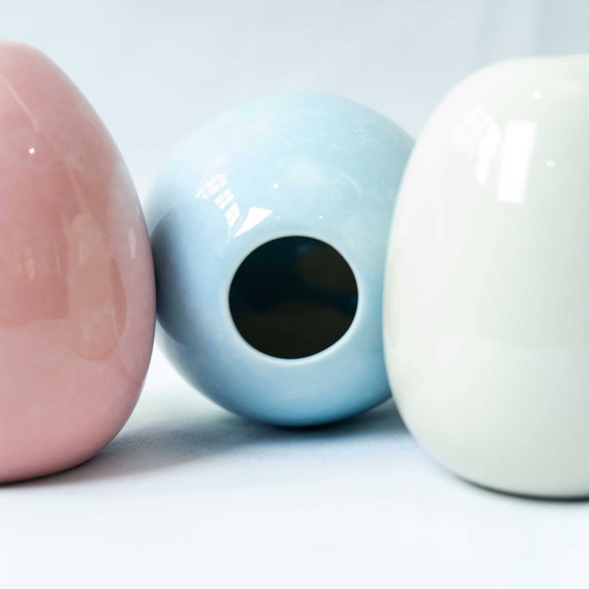 Hikari Tsubaki Handcrafted Ceramic Reed Diffuser Bottle