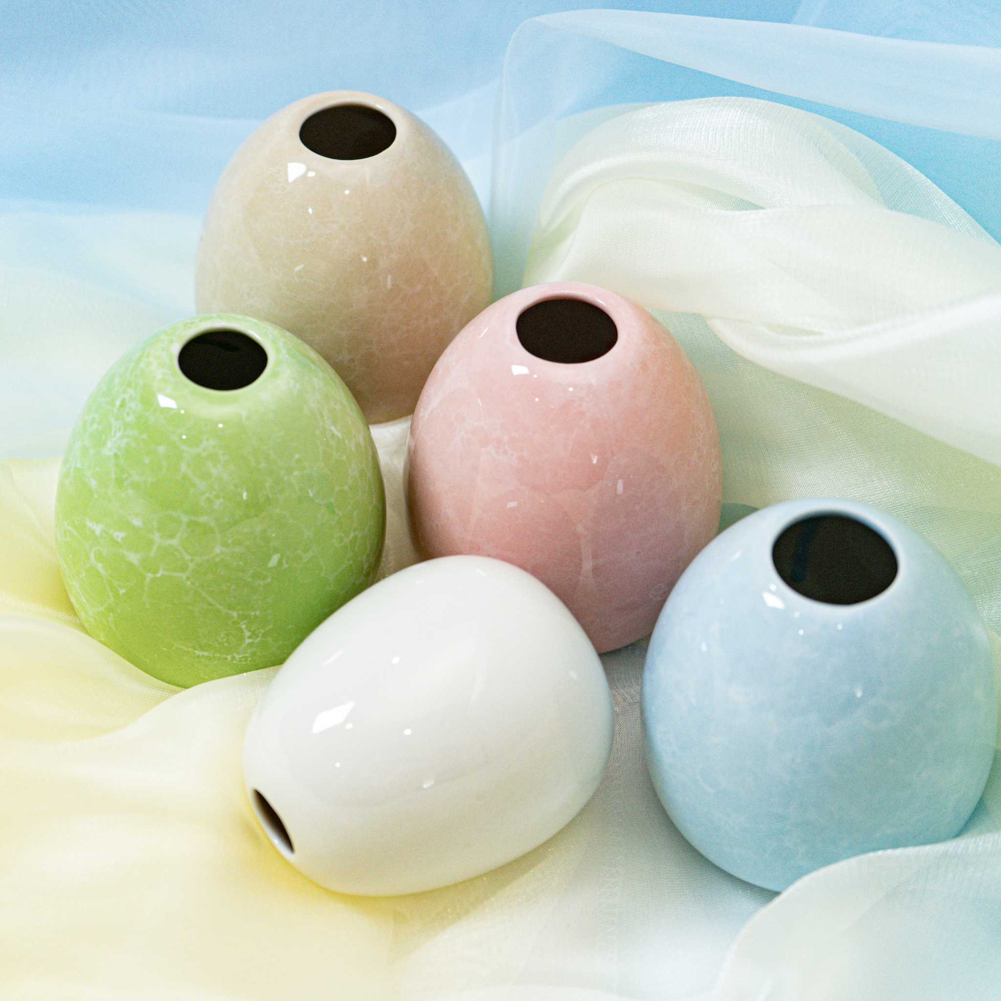 Hikari Tsubaki Handcrafted Ceramic Reed Diffuser Bottle