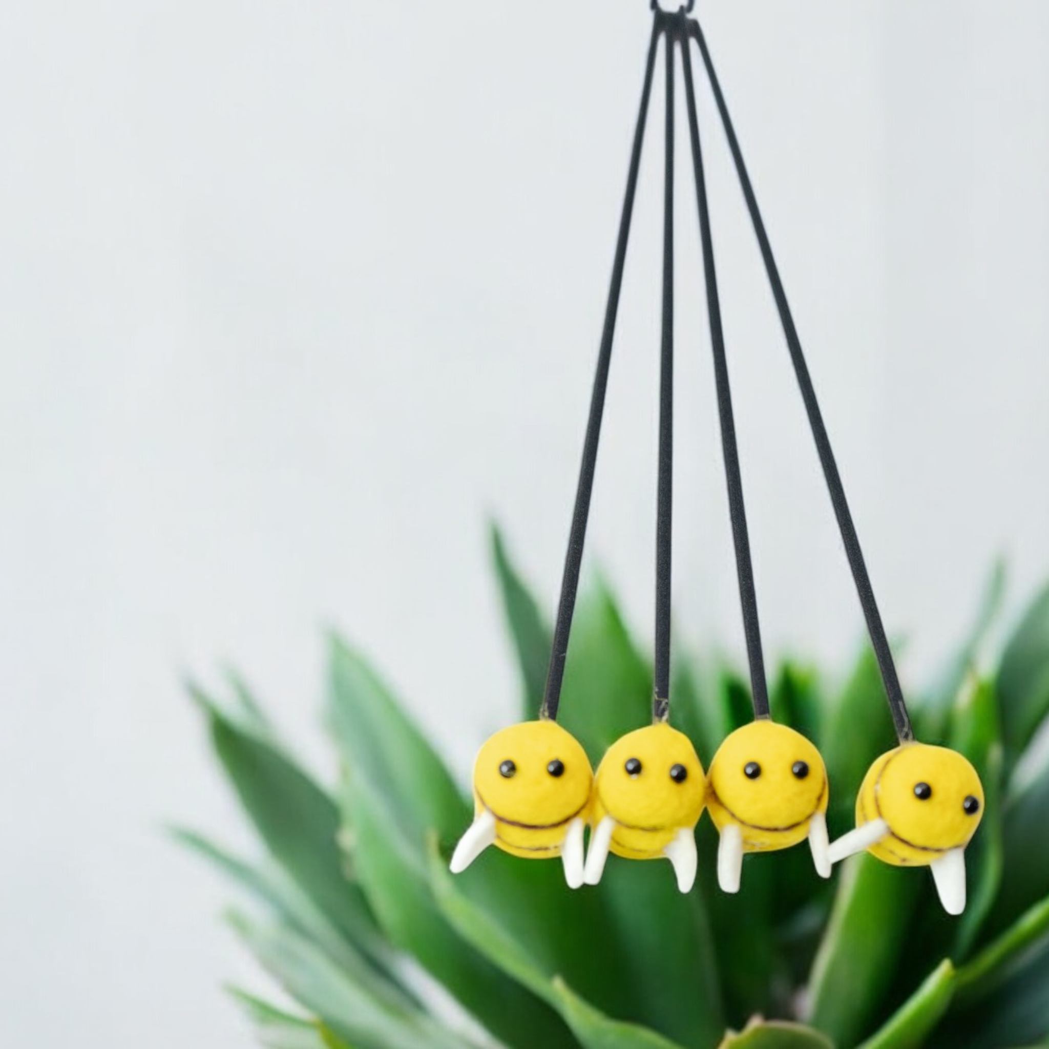 Mitsubachi Hana Kaori