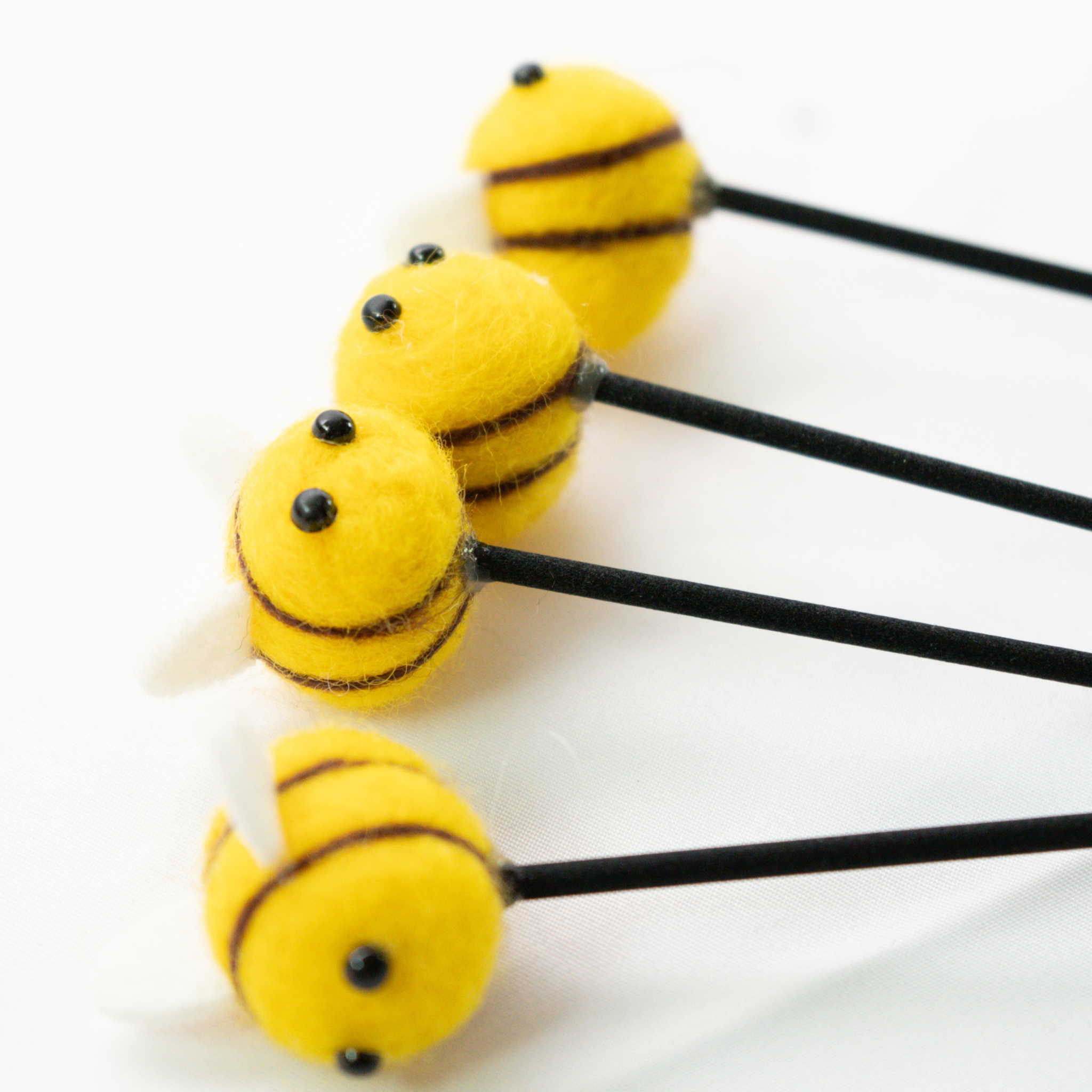 Mitsubachi Hana Kaori