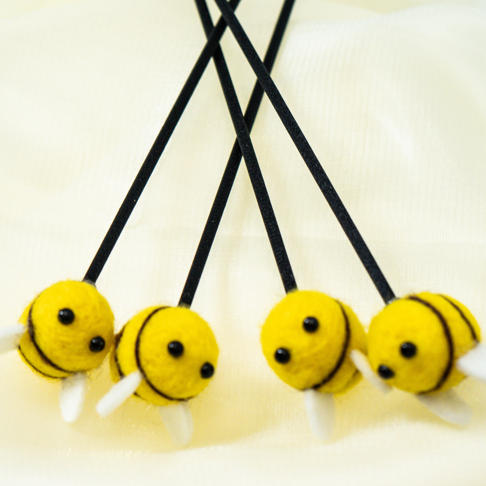 Mitsubachi Hana Kaori