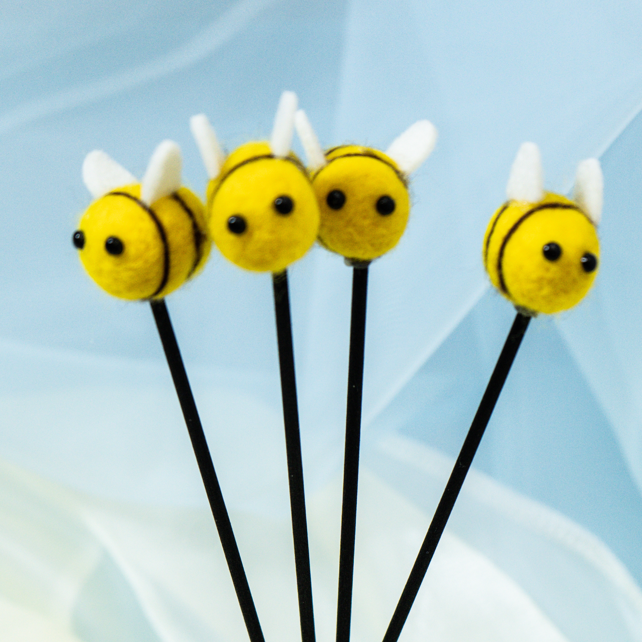 Mitsubachi Hana Kaori