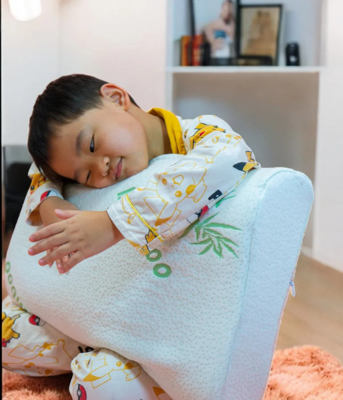 The Best Pillows for Neck and Back Pain Relief in Singapore: Say Goodbye to Morning Stiffness - Shizuku Comfort