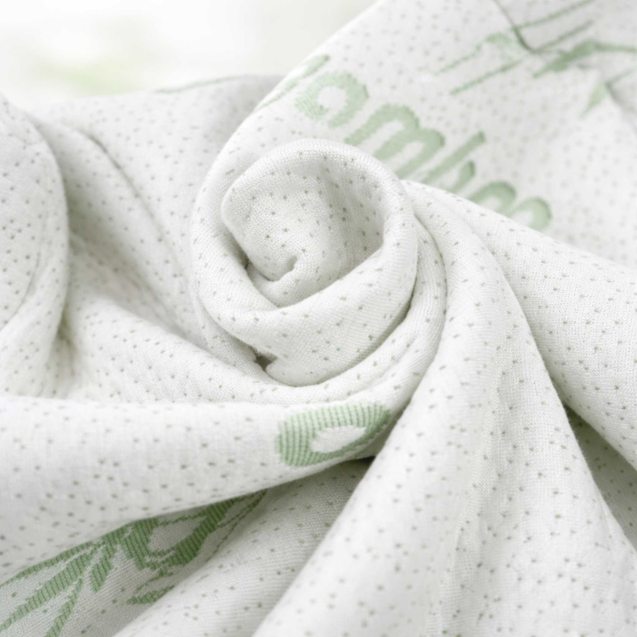 Bamboo Bliss – Cooling Pillowcase