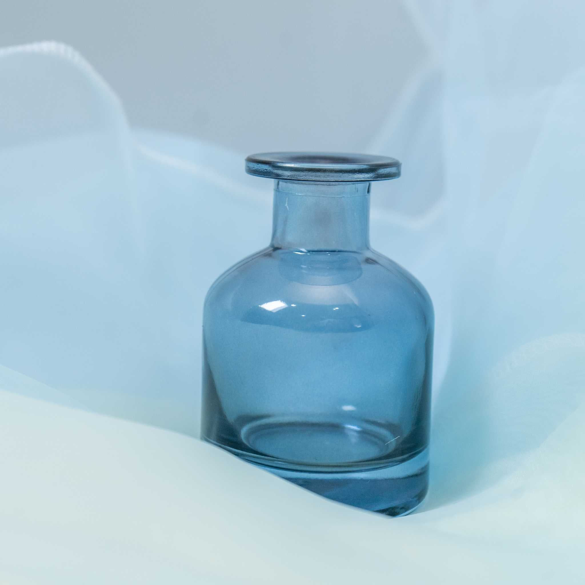 Kazari Collection – Glass Diffuser Bottle (Crystal Minimalist Design)