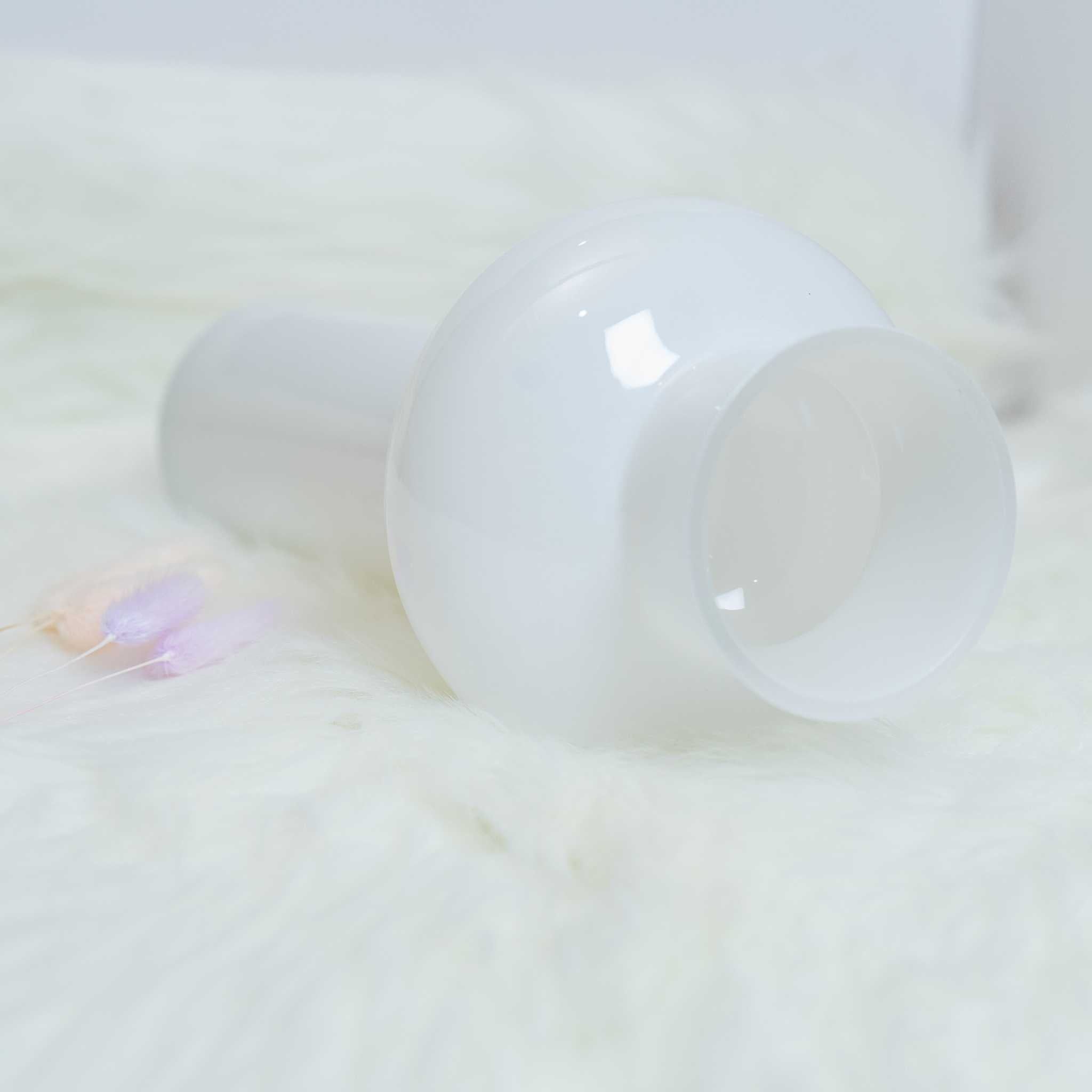Hana Kesshō Vase – Elegant & Heat-Resistant Glass Decor