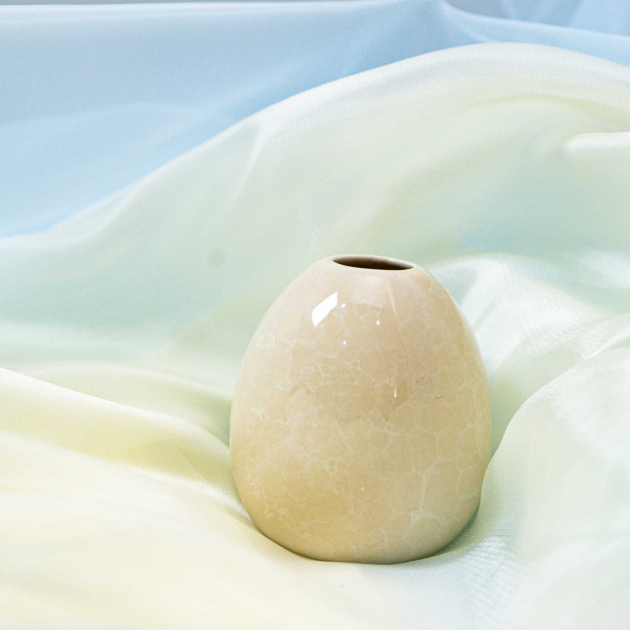Hikari Tsubaki Handcrafted Ceramic Reed Diffuser Bottle